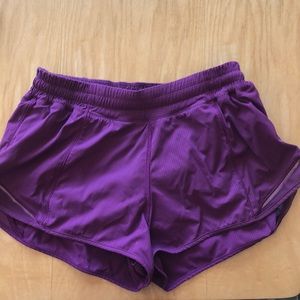 Lululemon Hotty Hot Shorts - size 6.